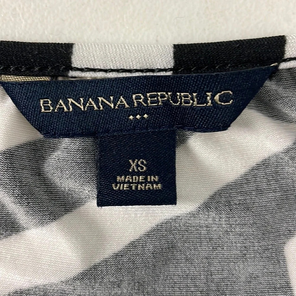 Banana Republic Factory Wrap Dress Midi Size XS Black White Abstract Print - Picture 7 of 11